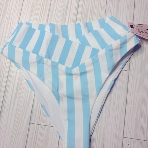Victoria's Secret NWT High Waist Cheeky Bottom-Blue Stripe Size Extra Small - Picture 2 of 3